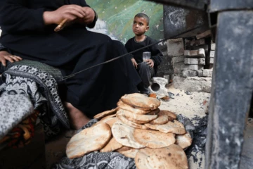 ඊශ්‍රායල සීමා මගින් ගාසා තීරයේ පාන් හිඟය තද වෙයි