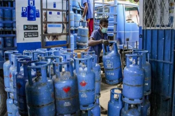 வரிசையில் காத்திருக்கும் மக்களுக்கு லிட்ரோ நிறுவனத்தின் முக்கிய அறிவிப்பு!