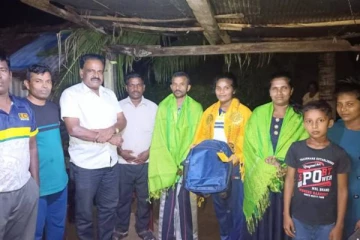 மட்டக்களப்பிற்கு பெருமை சேர்த்த மாணவியை கெளரவித்த ஞா.ஸ்ரீநேசன் எம்.பி!