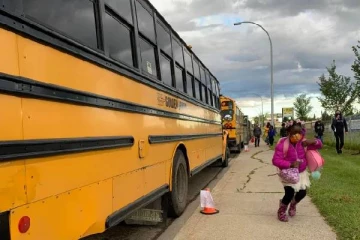 கனேடிய மாகாணம் ஒன்றில் 700 பள்ளிகளுக்கு விடுக்கப்பட்ட எச்சரிக்கை