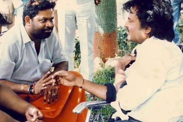 கமல் ஹாசனால் 3 பெக் அடித்தும் போதை தெளியாமல் திணறிய சூப்பர் ஸ்டார்.. உண்மையை உடைத்த இயக்குனர் | Rajinis Addiction To 3 Pegs Kamal Nayagan Role