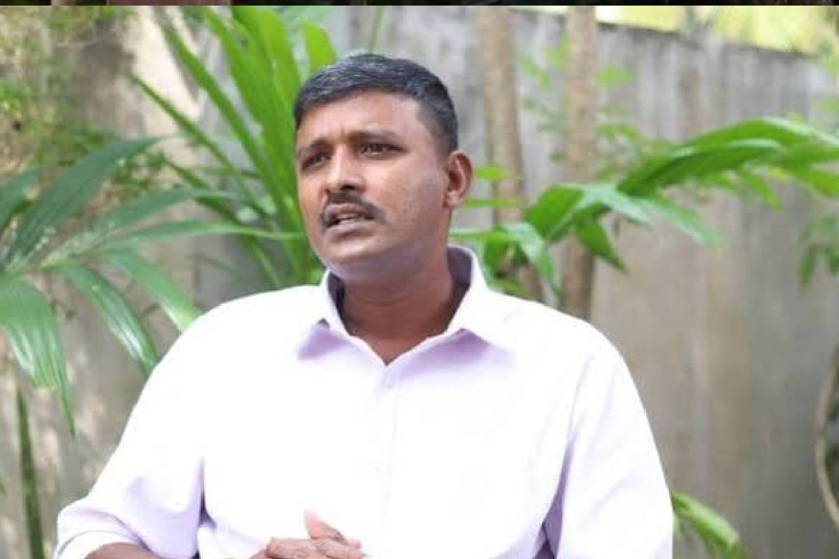 அரசியல் கைதிகளின் பாதுகாப்பினை உறுதிப்படுத்துங்கள்: மு.கோமகன் வலியுறுத்து | Ensure The Safety Of Political Prisoners Komahan அரசியல் கைதிகளின் பாதுகாப்பினை உறுதிப்படுத்துங்கள்: மு.கோமகன் வலியுறுத்து | Ensure The Safety Of Political Prisoners Komahan