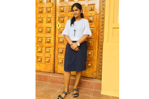 வைத்தியசாலையில் அனுமதிக்கப்பட்ட யாழ். பல்கலைக்கழக இளம் விரிவுரையாளர் உயிரிழப்பு(Photos) | Jaffna University Young Journalist Died