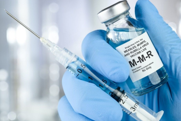 கனேடிய மாகாணமொன்றில் தடுப்பூசி பெறாதவர்களுக்கு மருத்துவர்கள் விடுத்துள்ள எச்சரிக்கை | Canada Urge To Vaccinate Against Measles