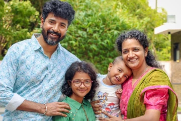 மூன்றாவது முறையாக கர்ப்பமாக இருக்கிறாரா சிவகார்த்திகேயன் மனைவி ஆர்த்தி! வீடியோ பாருங்க