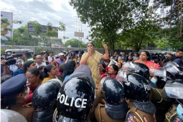 தன்னை முகம் சுளிக்கும் வகையில் கேலி செய்தவர்களுக்கு தக்க பதிலடி கொடுத்த ஹிருணிகா