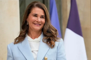 பல்லாயிரம் கோடிகளை நன்கொடையாக வாரி வழங்க திட்டமிட்டுள்ள பெண்மணி; அவருடைய சொத்து மதிப்பு