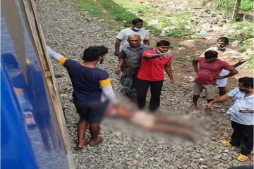 தண்டவாளத்தில் அமர்ந்திருந்த இளைஞன்: புகையிரதம் மோதி படுகாயம்