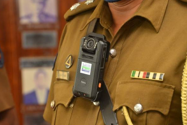 இலங்கையில் அதிகாலையில் கடத்திசெல்லப்பட்ட வர்த்தக பெண்! | Kalpitiya Kidnapped Business Woman Suspect Arrest