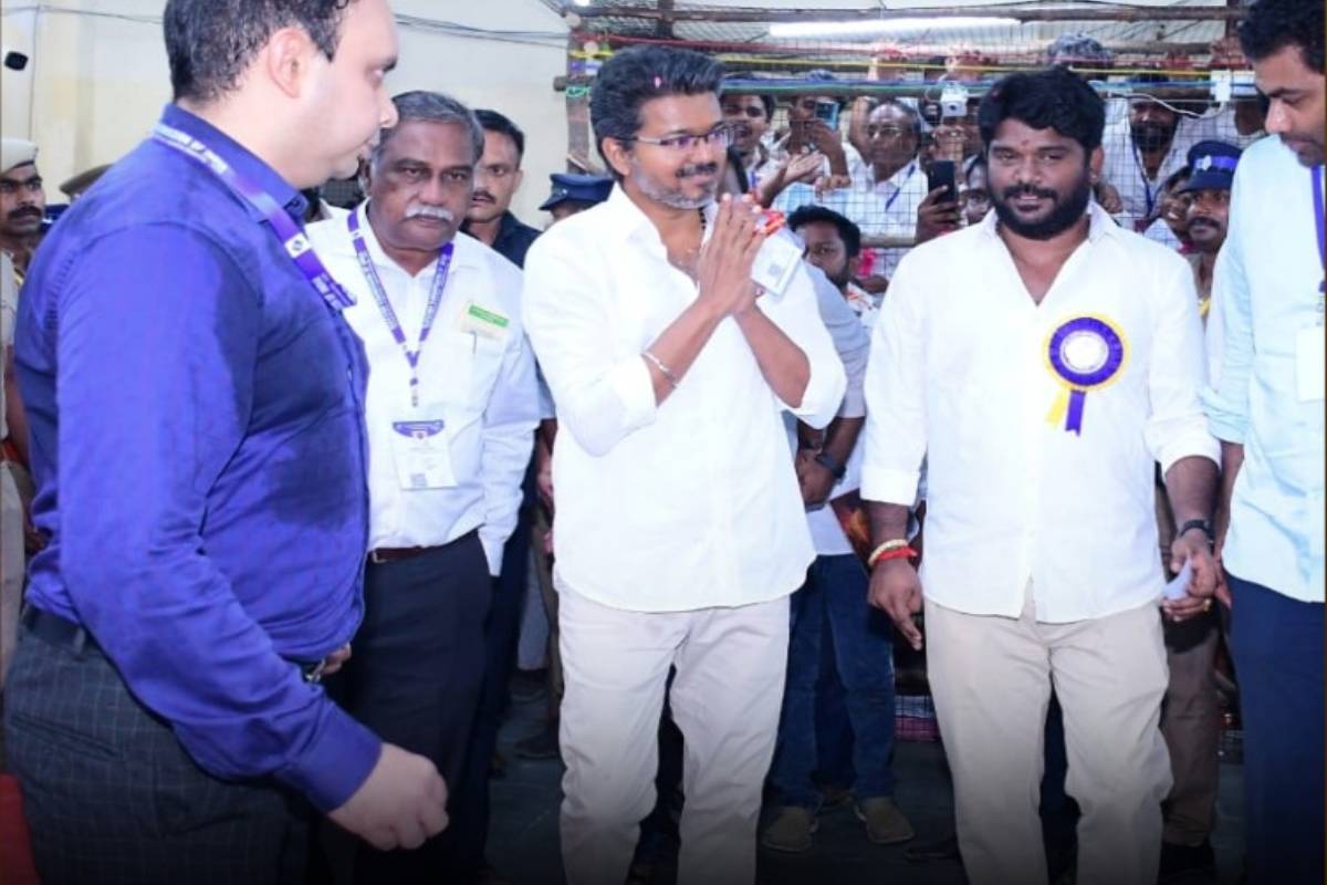தான் படித்த கல்லூரியிலேயே வெற்றிச் சான்றிதழ் பெற்ற தவெக தலைவர் விஜய்! | Tamil Nadu Election Results