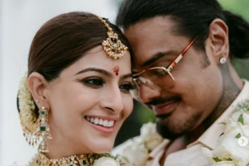 100 தடவையா? ஹனிமூன் போன இடத்தில் கணவரை பாடாய்ப்படுத்தும் வரலட்சுமி சரத்குமார்