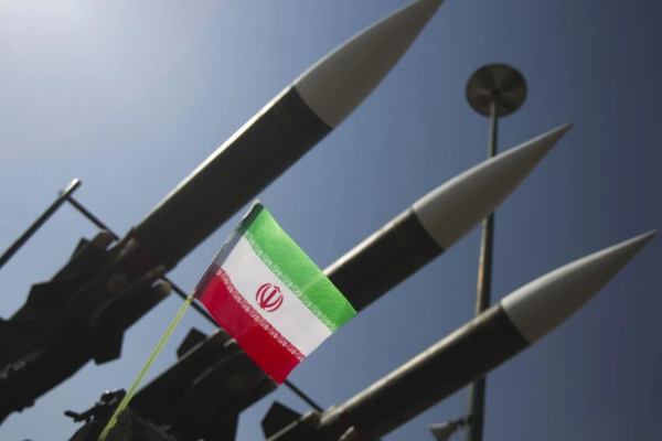 அமெரிக்க நாடாளுமன்றத்தில் உரையாற்றிய ட்ரம்ப் பொற்காலம் எனப் புகழாரம் - பொருளாதார நெருக்கடியில் மக்கள்! | Trumps Speech At Congress Economy Crisis