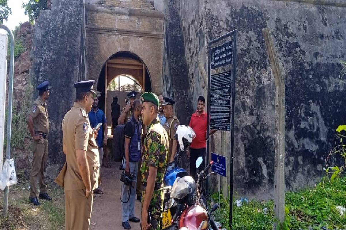 நீர்கொழும்பு சிறையில் கைதிகள் குழுக்களுக்கு இடையே ஏற்பட்ட பதற்றம் கட்டுப்பாட்டுக்குள் ...! | Negombo Prison Attack Important Announcement நீர்கொழும்பு சிறையில் கைதிகள் குழுக்களுக்கு இடையே ஏற்பட்ட பதற்றம் கட்டுப்பாட்டுக்குள் ...! | Negombo Prison Attack Important Announcement