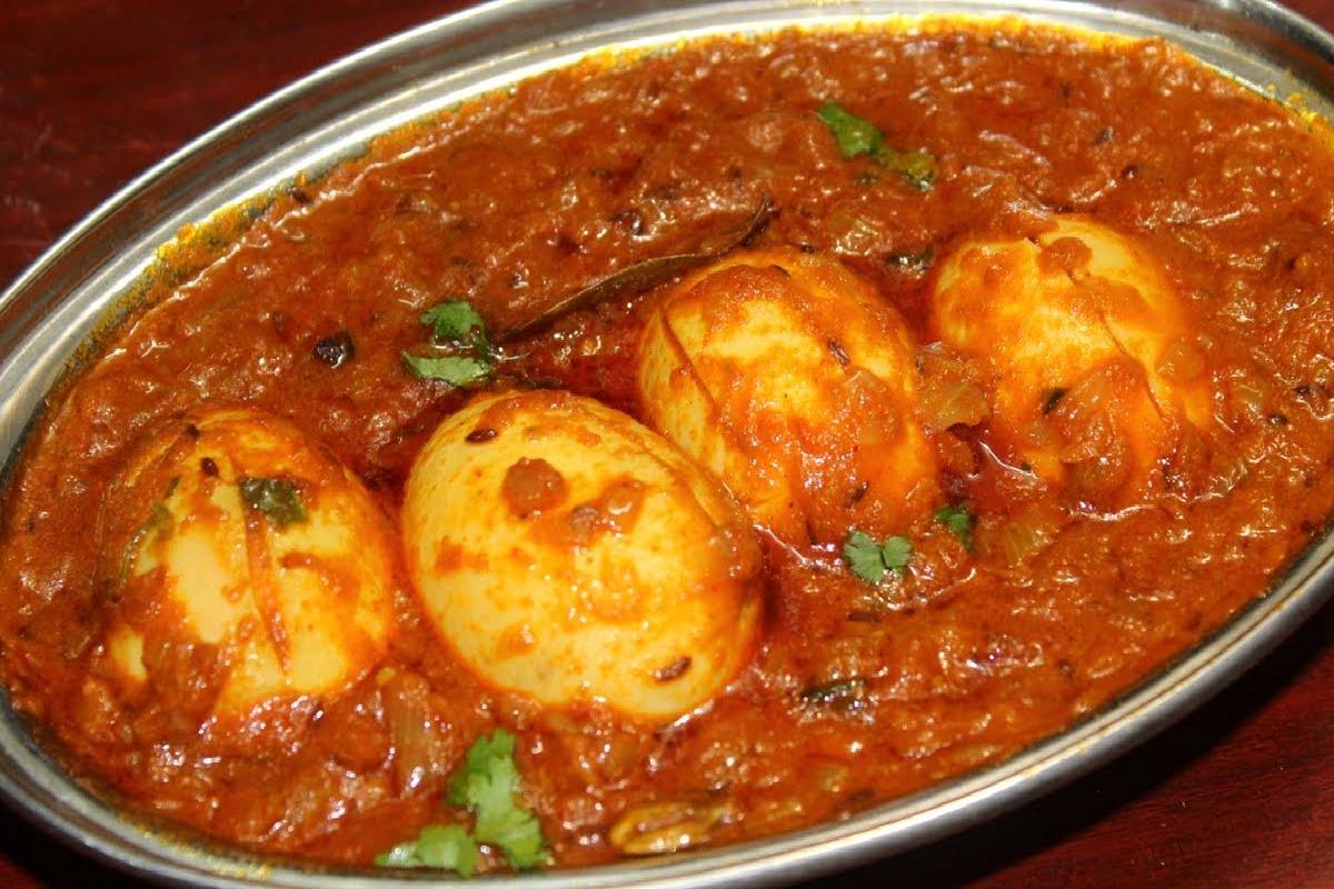 ஹைதராபாத் பாணியில் அசத்தல் முட்டை குழம்பு... இப்படி செய்தா கொஞ்சமும் மிஞ்சாது | Tasty Hyderabadi Egg Malai Curry Recipe ஹைதராபாத் பாணியில் அசத்தல் முட்டை குழம்பு... இப்படி செய்தா கொஞ்சமும் மிஞ்சாது | Tasty Hyderabadi Egg Malai Curry Recipe