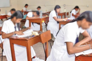 අගෝස්තු මාසේ උසස් පෙළ විභාගය පැවැත්වීම සම්බන්ධයෙන් අර්බුදයක් - ලොක්කෙක්ගෙන් බල කරලා සටහනක්