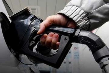 ඉන්ධන බද්ද තාවකාලිකව අත්හිටුවීමට කැනඩා රජයෙන් තීරණයක්