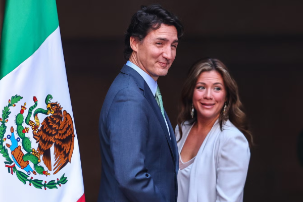 பாடகியைக் காதலிக்கும் கனடா முன்னாள் பிரதமர்: முன்னாள் மனைவி தெரிவித்துள்ள கருத்து | Sophia Gregoire About Katy Perry And Trudeau Love