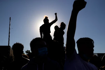 ஹட்டனில் வங்கி ஊழியர்கள் மற்றும் வைத்தியர்கள் ஆர்ப்பாட்டம்