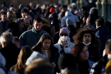 பிரித்தானியாவை மிரட்டும் 'Omicron' மாறுபாடு! ஒரே நாளில் இவ்வளவு பாதிப்பா?