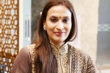 பாவம்... நீங்க.. எப்பவும் இப்படியே இருங்க.... - திடீரென ஐஸ்வர்யா மேல் பாசமழை பொழிந்த ரசிகர்கள் - நடந்தது என்ன?