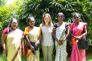 யாழ். சென்ற போது கண் கலங்கிய அமெரிக்க தூதுவர் (video)