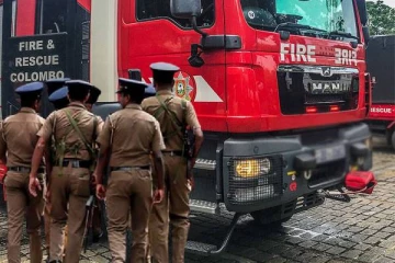 கொழும்பில் திடீரென தீப்பிடித்து எரிந்த வாகனங்கள்: விசாரணைகள் தீவிரம்