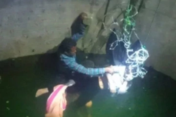 15 හැවිදිරි සිසුවියකගේ මළ සිරුරක් ළිඳකින් හමුවෙයි..සපත්තු දෙකෙන් සොයාගත් හැටි..