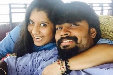 பிக்பாஸ் பிரியங்காவிற்கு விவாகரத்தா? கணவரை பிரிந்து அம்மாவுடன் வாழப்போகிறாராம்..