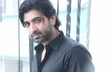 எலும்பு முறிவு, ரத்த காயம், பதற வைக்கும் புகைப்படங்களை வெளியிட்ட அருண் விஜய்- ஆனால்?