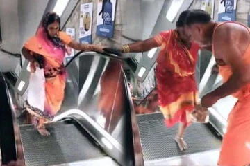 முதன்முறையாக எஸ்குலேட்டர் ஏறிய பெண்கள்! இறுதியில் நடந்த கொமடியை பாருங்க