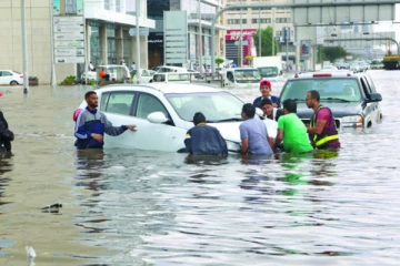 சவுதி அரேபியா ஜித்தாவில் வெள்ளப்பெருக்கு