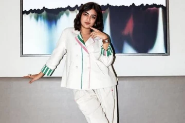 இன்று பிறந்தநாள் கொண்டாடும் நடிகை நஸ்ரியாவின் அழகிய போட்டோஸ்