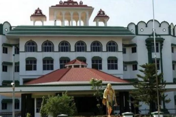 இலங்கையில் தேடப்பட்டு வந்த பொலிஸ் உத்தியோகத்தருக்கு ராமநாதபுரம் நீதிமன்றம் வழங்கியுள்ள உத்தரவு