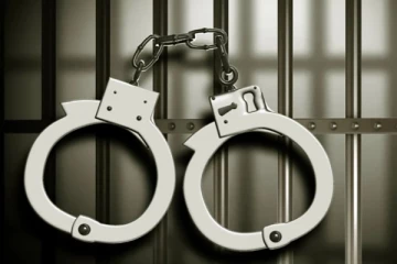 கையடக்கத் தொலைபேசியை கேட்டதால் தகராறு : இளைஞன் வெட்டிக் கொலை