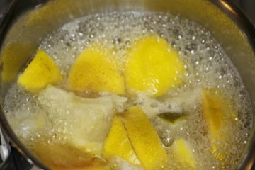 வேகவைத்த எலுமிச்சை நீரை தினமும் குடித்தால் என்ன நடக்கும் தெரியுமா?