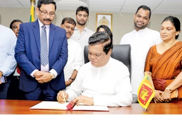 வர்த்தக அமைச்சர் எடுத்துள்ள திடீர் தீர்மானம்