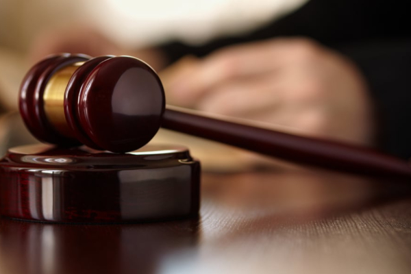 போலியான முறையில் காணி விற்பனை மோசடி! சட்டத்தரணி உட்பட இருவருக்கு 16 ஆண்டுகள் சிறைத்தண்டனை | Fake Document Forgery Lawyer Jailed