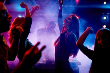 இலங்கையில் இரவு நேர களியாட்ட நிகழ்வுகளுக்கு தடை