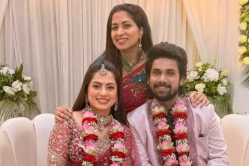 சோழன் - நிலா திருமண ரிசப்ஷன்.. புகைப்படங்களை வெளியிட்ட நடிகை மதுமிதா