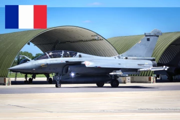 புதிய அணு ஆயுத விமானத்தளத்தை உருவாக்கும் பிரான்ஸ்