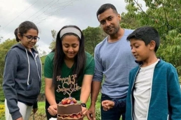 பள்ளியில் சூர்யா மகள் தியா செய்த விஷயம்.. புகைப்படத்தை பாருங்க