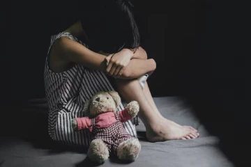 சிறுமியை பாலியல் துஷ்பிரயோகம் செய்த தந்தை கைது