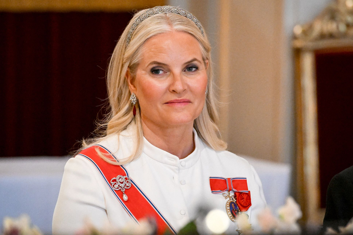 நோர்வே இளவரசியின் வியப்பை ஏற்படுத்தும் செயல் ; நுரையீரல் மாற்று சிகிச்சைக்காக இப்படியா | Norway Princess S Surprising Act Draws Attention நோர்வே இளவரசியின் வியப்பை ஏற்படுத்தும் செயல் ; நுரையீரல் மாற்று சிகிச்சைக்காக இப்படியா | Norway Princess S Surprising Act Draws Attention