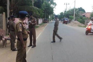 கண்டியில் இரு குழுக்களுக்கிடையே பயங்கர மோதல் : 4 பேர் வைத்தியசாலையில்!