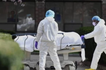 கொழும்பில் மேல்மாடியிலிருந்து கீழே விழுந்த நபருக்கு நேர்ந்த சோகம்!