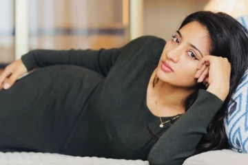 சீரியல் மூலம் ரசிகர்களின் மனதை கவர்ந்த நடிகை ஹிமா பிந்துவின் லேட்டஸ்ட் போட்டோஷூட்.. எப்படி இருக்கிறார் பாருங்க..