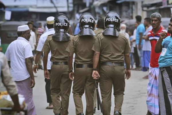 சட்டவோரோத எரிபொருள் விற்பனை! காவல்துறையினருக்கு வெளியாகிய அறிவித்தல் - ஐபிசி தமிழ்