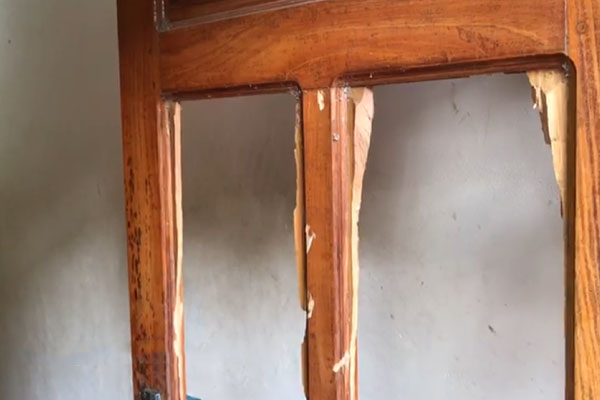 கிளிநொச்சியில் வீடொன்றினுள் புகுந்த திருடர்கள் | Thieves Broke Into A House In Kilinochchi