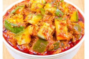 தோசை சப்பாத்திக்கு ஏற்ற சுவையான எண்ணெய் மாங்காய் தொக்கு.. செய்வது எப்படி?