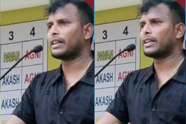 சரியான சாப்பாடு இல்லாமல் கிழிந்த உடையுடன்.., மாணவர்கள் முன்பு கிரிக்கெட் வீரர் நடராஜன் எமோஷனல் | Cricketer Natarajan Get Emotional In Front Student